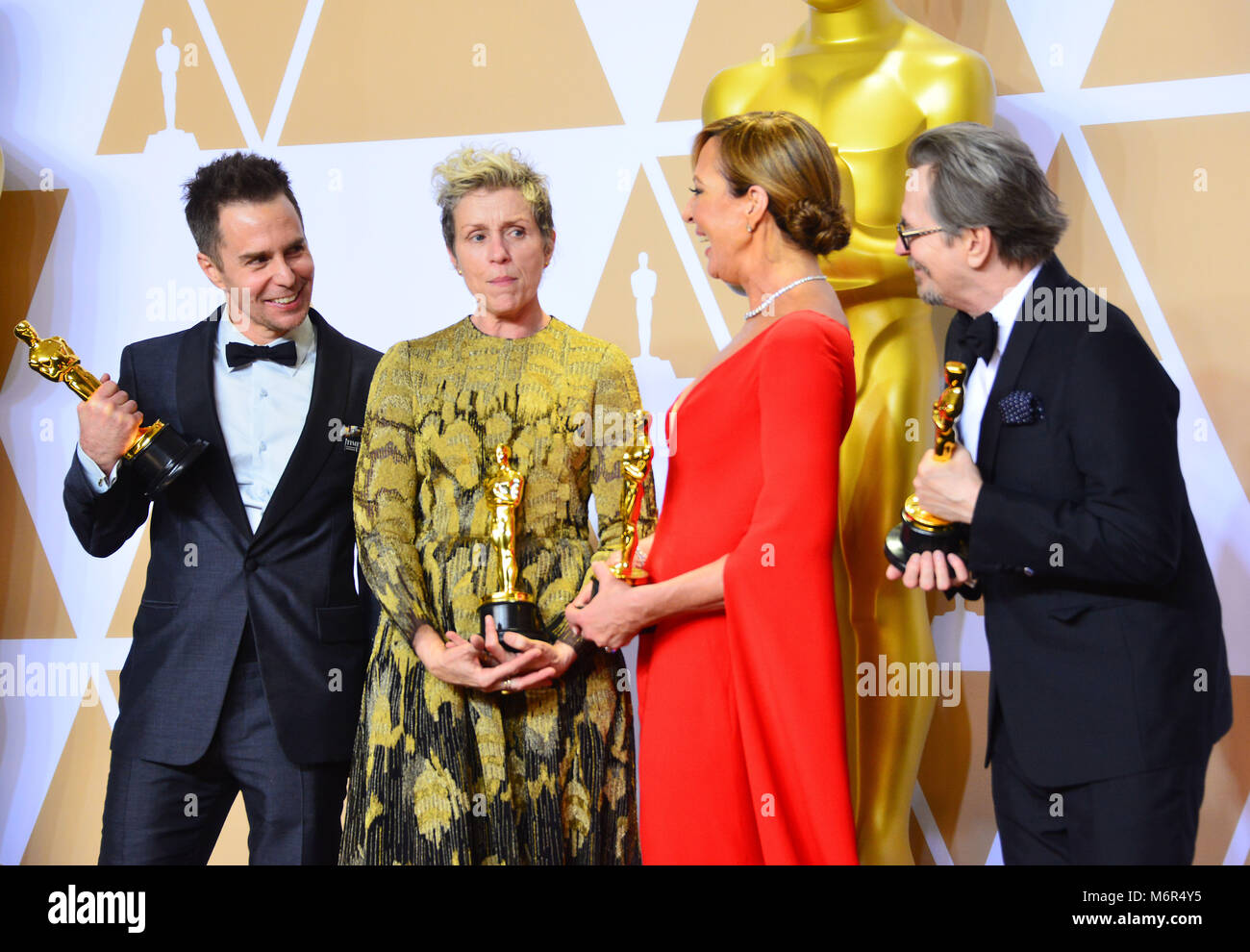 Sam Rockwell, winner of the Best Supporting Actor award for 'Three
