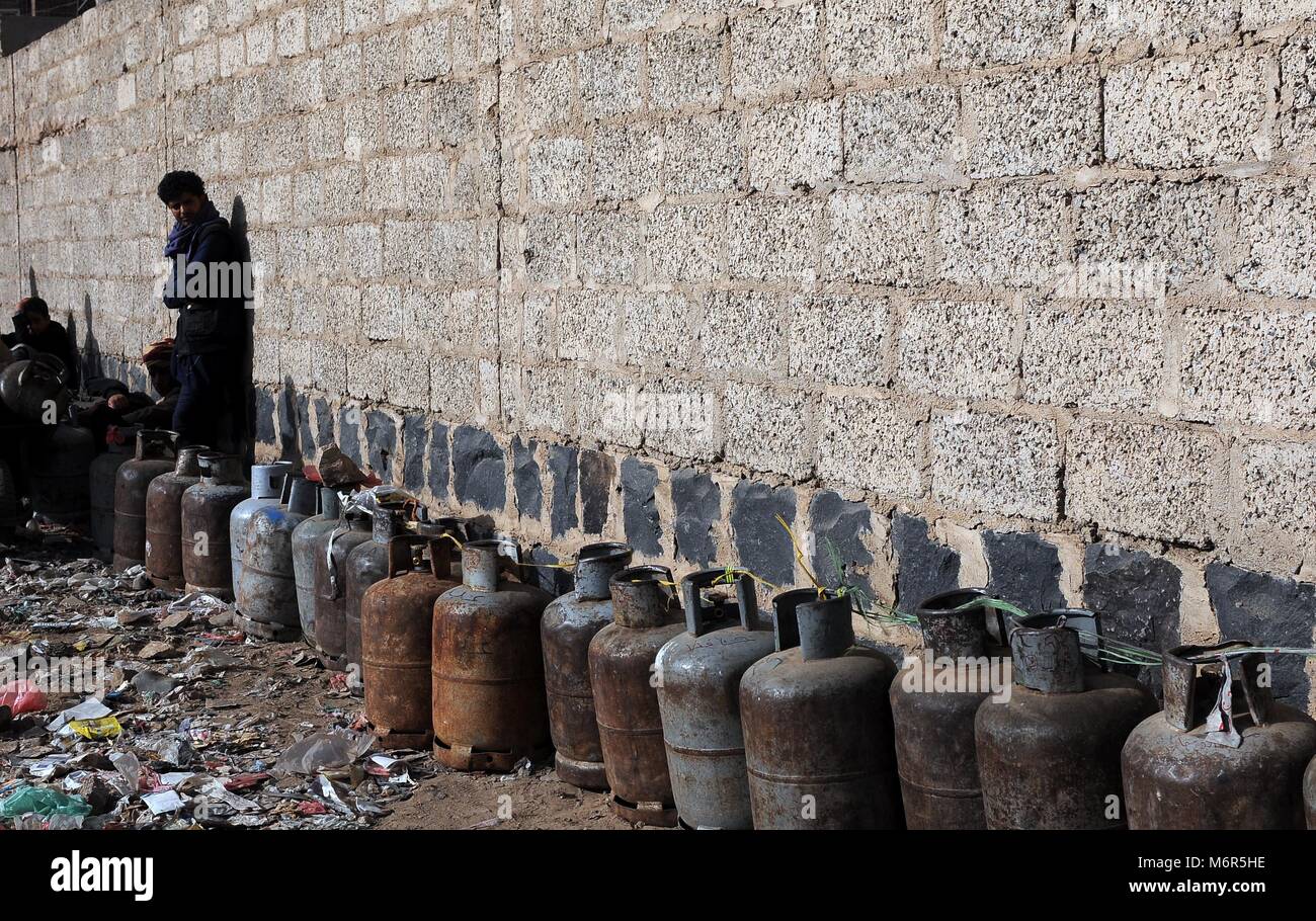 Cooking Gas Cylinders High Resolution Stock Photography And Images Alamy