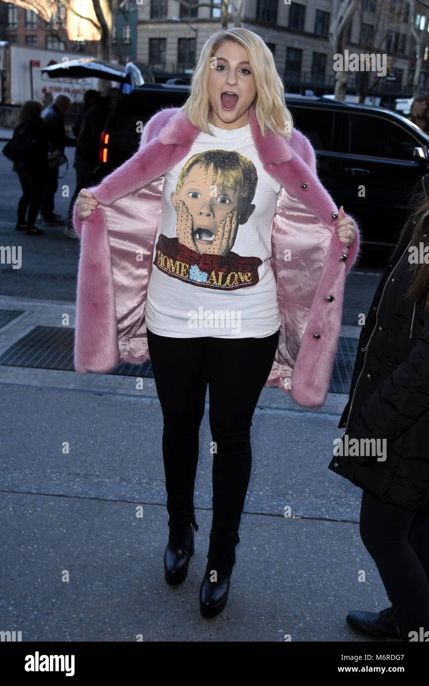 New York, NY, USA. 6th Mar, 2018. Meghan Trainor, seen at Elvis Duran and the Morning Show on Z-100, wearing a Macaulay Culkin Home Alone shirt. out and about for Celebrity Candids - TUE, New York, NY March 6, 2018. Credit: Derek Storm/Everett Collection/Alamy Live News Stock Photo