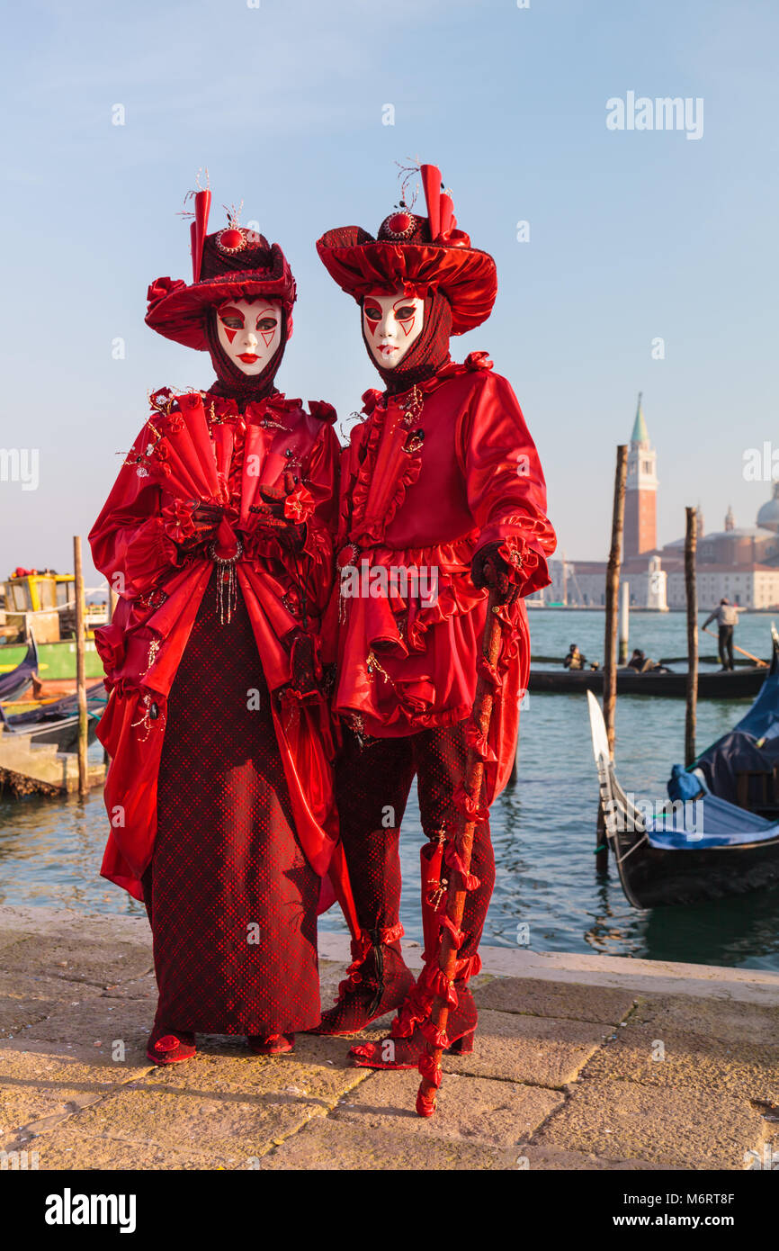 red fancy dress costumes