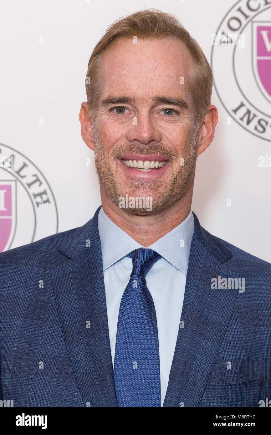 Joe buck hi-res stock photography and images - Alamy