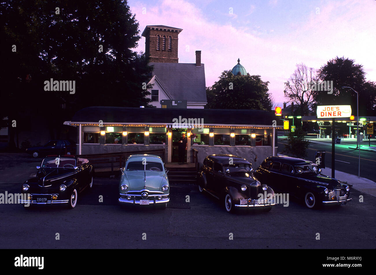 A night photograph of Joe's Diner, Taunton, Massachusetts (USA). Stock Photo