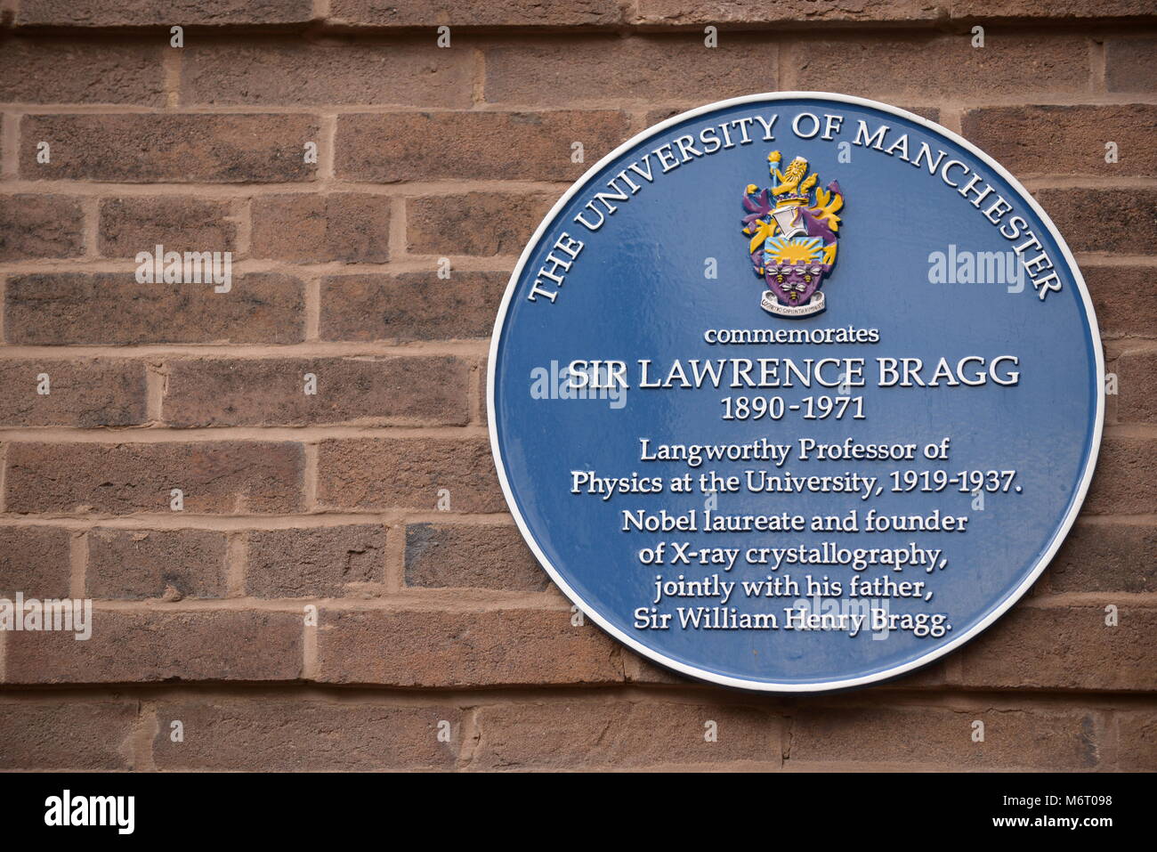 Sir Lawrence Bragg memorial plaque Stock Photo