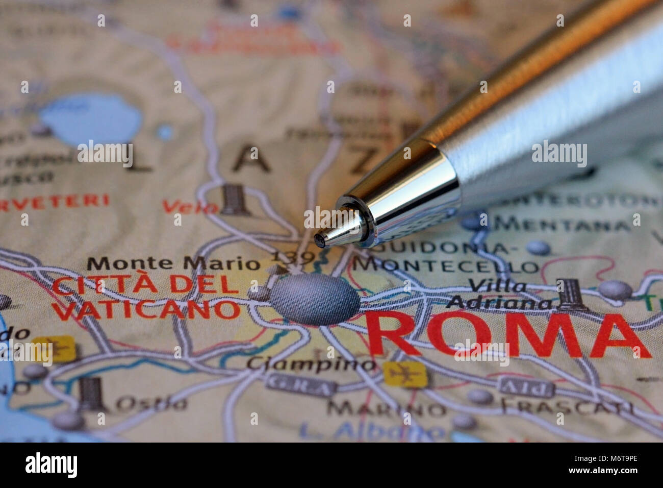 Road atlas europe hi-res stock photography and images - Alamy