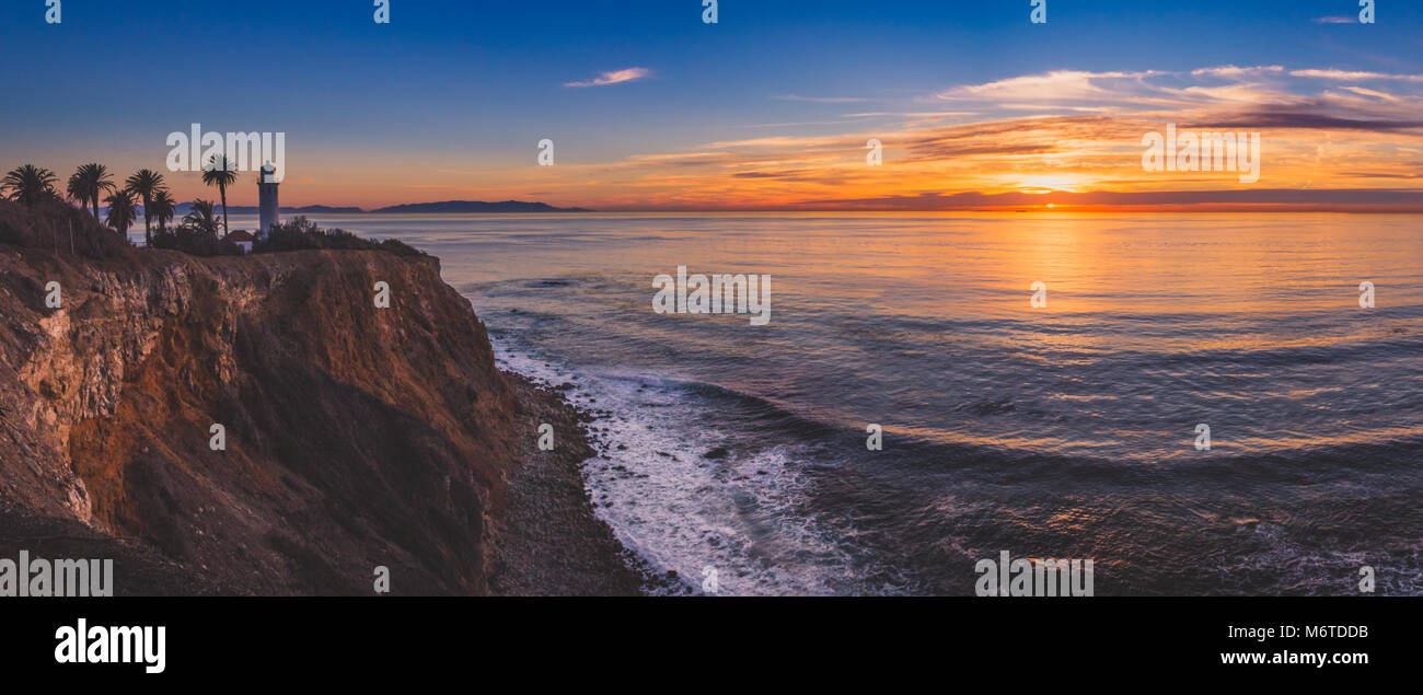 Lighthouse Panoramic Panoramic lighthouse on cliff hi-res stock photography and images - Alamy