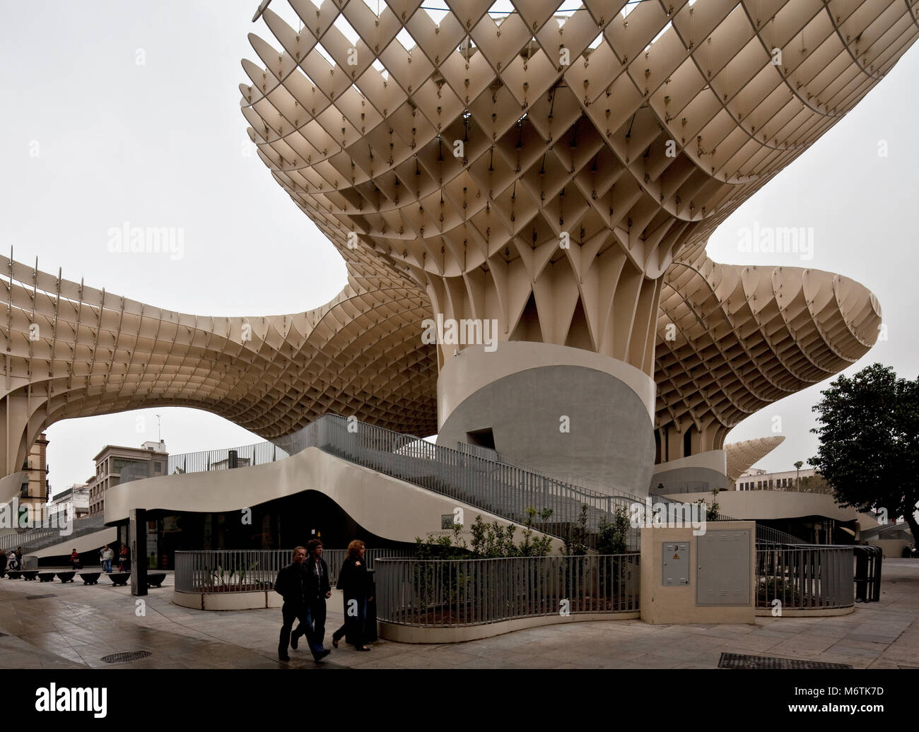Sevilla, Metropol Parasol. Architekt Jürgen Mayer H.2011 über der Plaza de la Encarnaci—n errichtet Stock Photo