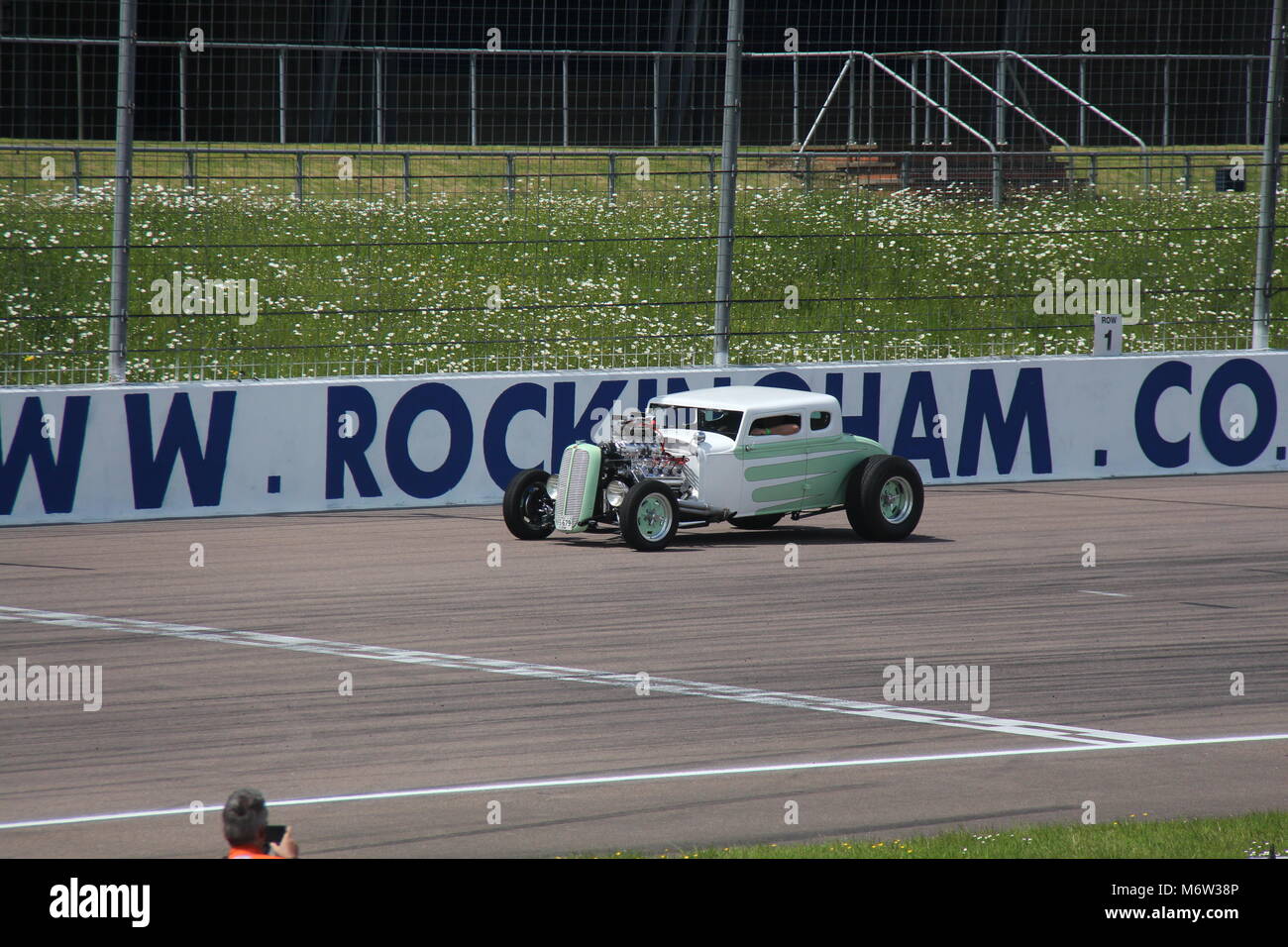 Hot Rods at Rockingham Stock Photo Alamy