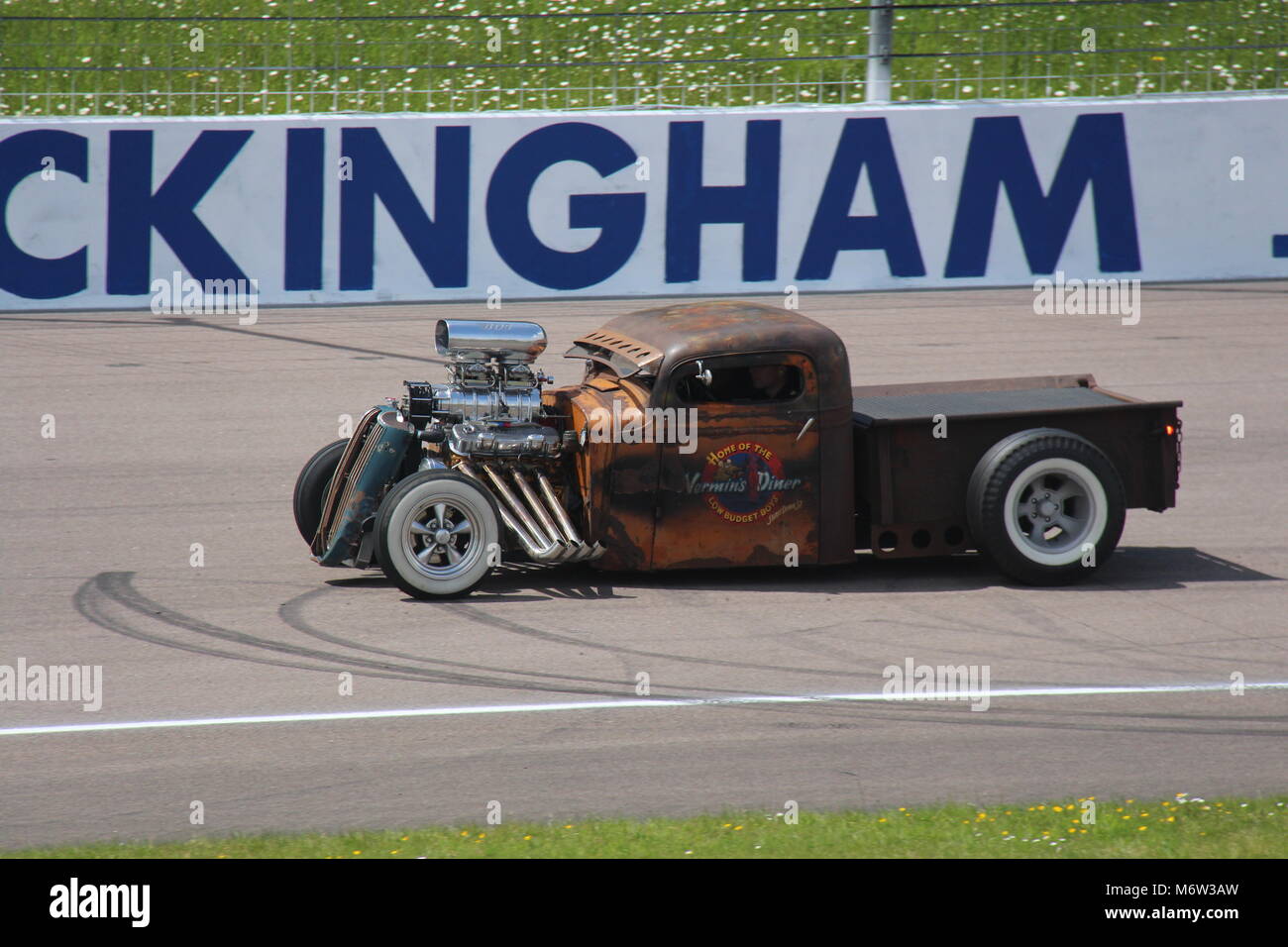 Hot Rods at Rockingham Stock Photo Alamy