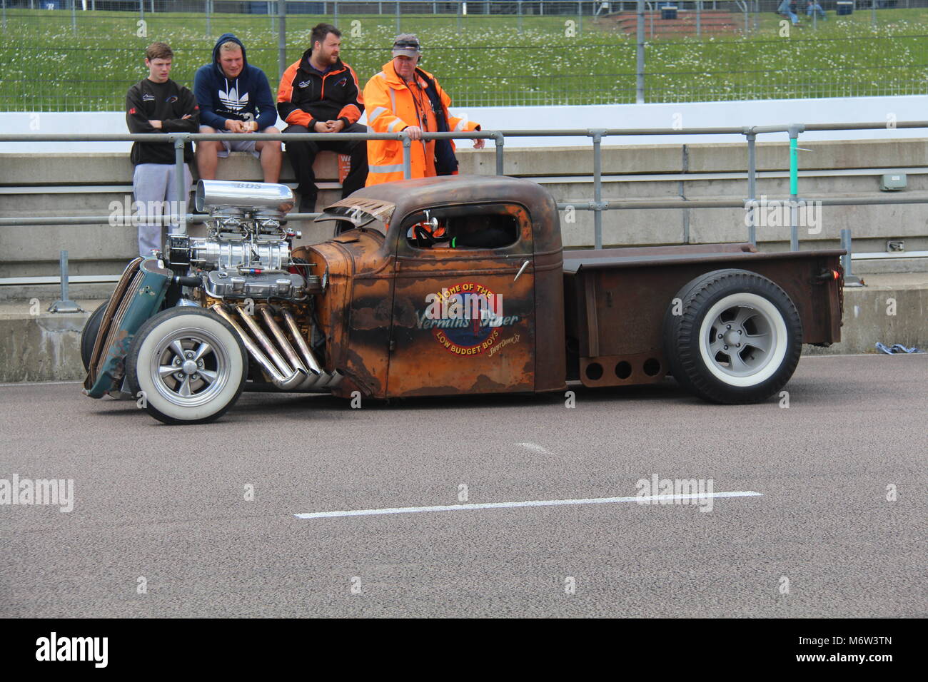 Hot Rods at Rockingham Stock Photo Alamy