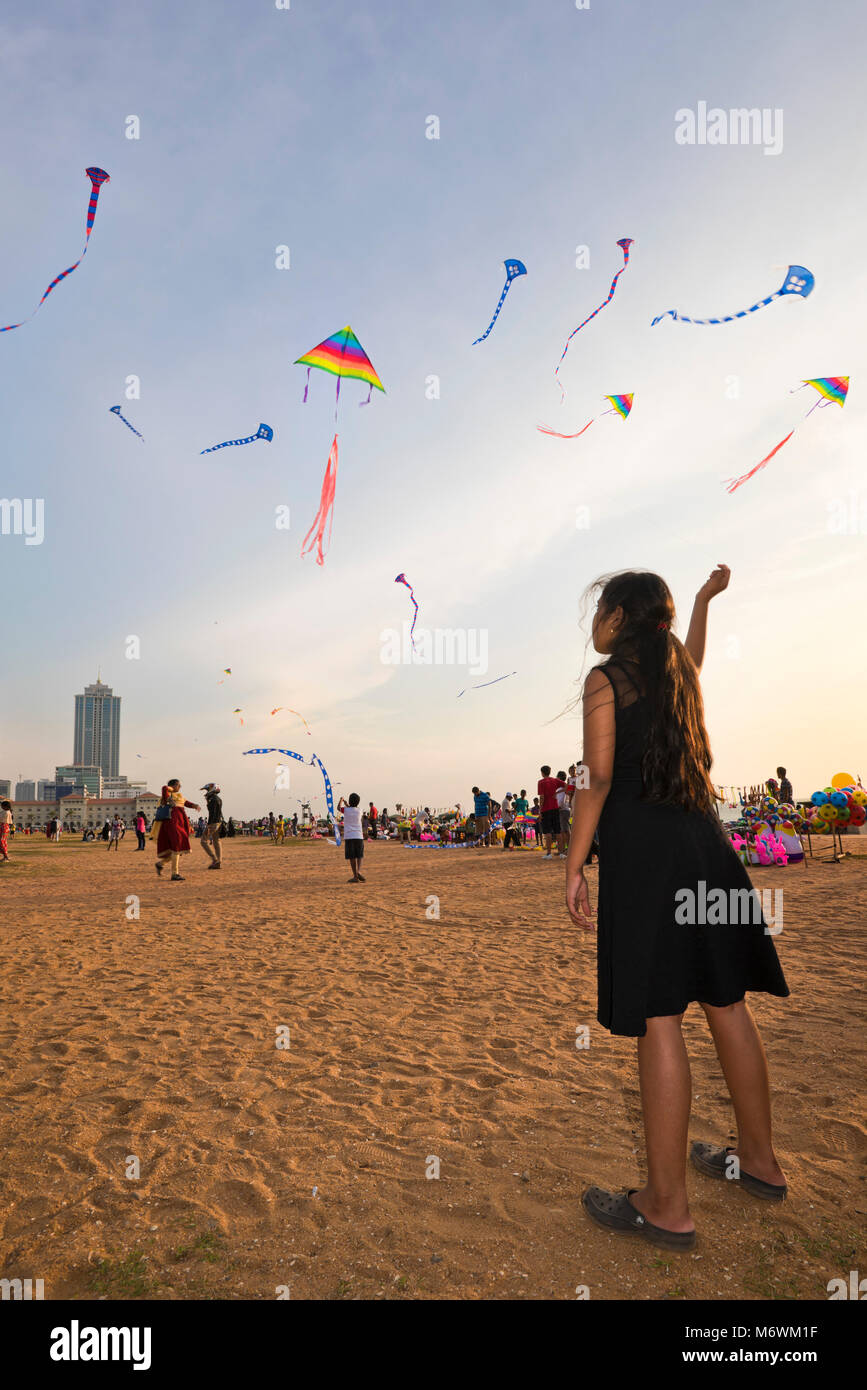 Vertical view of people kite-flying on Galle Face Green in Colombo, Sri Lanka. Stock Photo