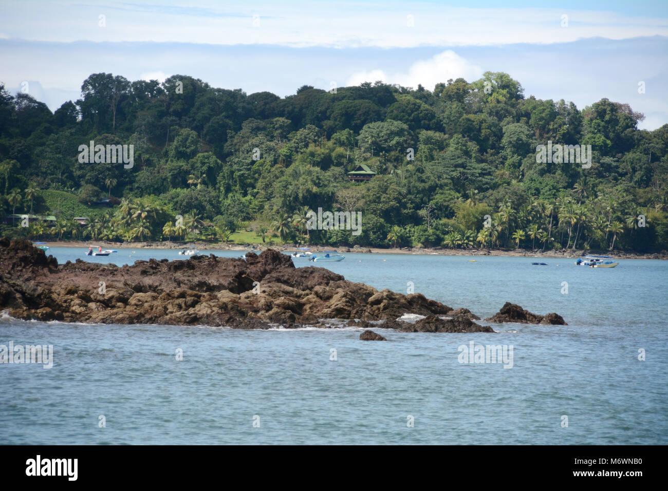 The Pacific coastal village of Bahia Drake (Drake Bay) on the Osa ...
