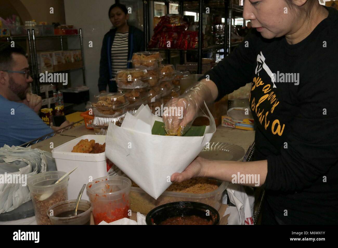 Pop up restaurant nyc hi-res stock photography and images - Alamy