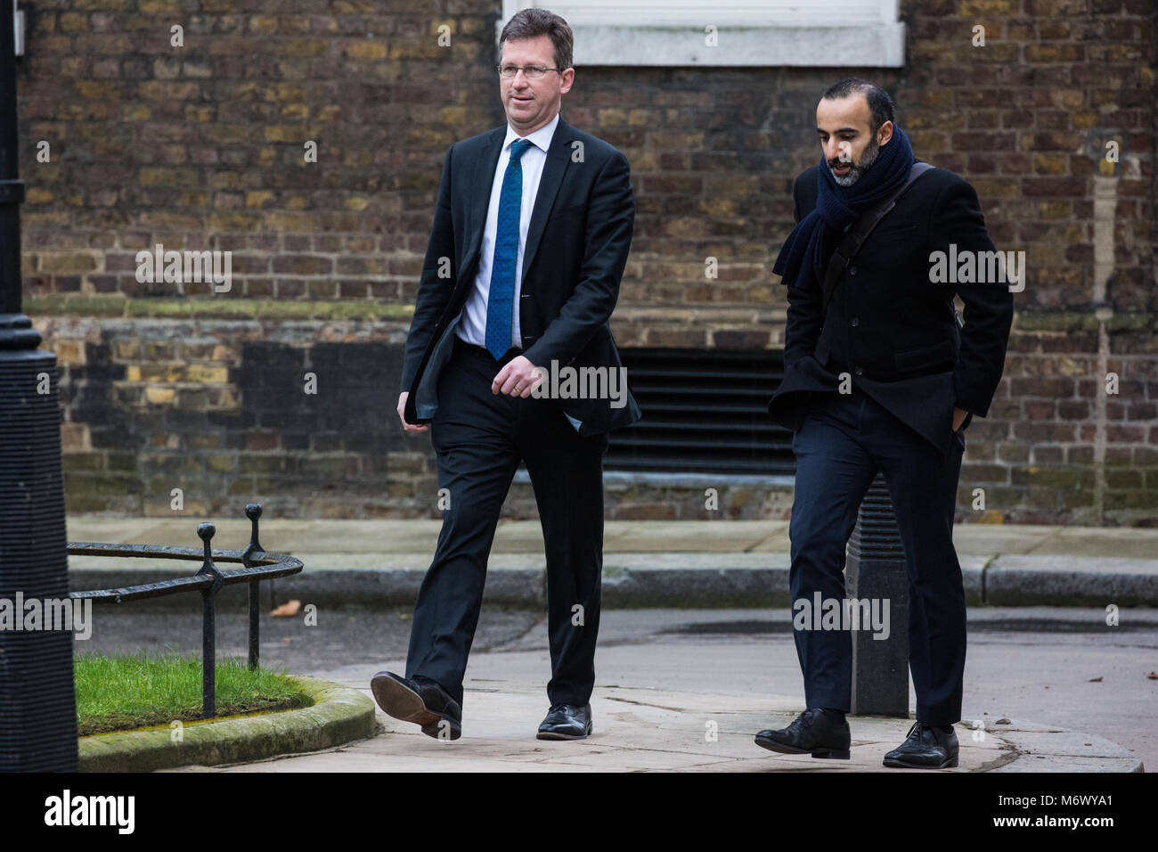 London, UK. 6th March, 2018. Jeremy Wright MP QC (l), Attorney General, arrives at 10 Downing Street for a meeting. Credit: Mark Kerrison/Alamy Live News Stock Photo