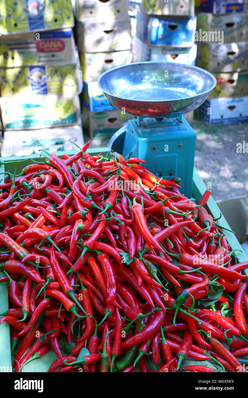 Red chilli peppers hi-res stock photography and images - Alamy
