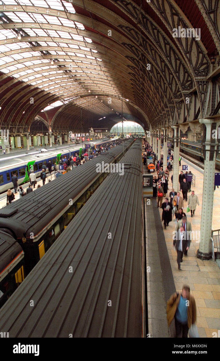 Paddington Station. London, England. 2002 Stock Photo Alamy