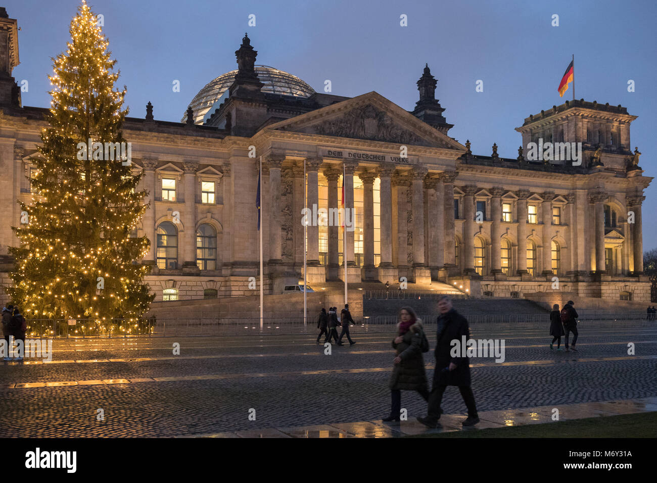 The Reichstag at dusk, Mitte, Berlin, Germany Stock Photo