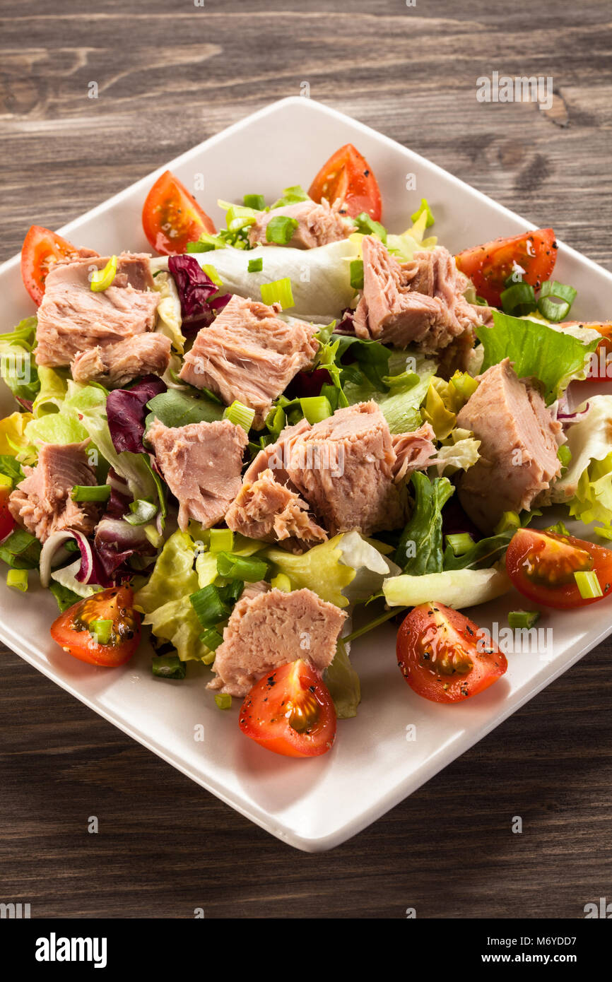 Tuna and vegetable salad Stock Photo Alamy