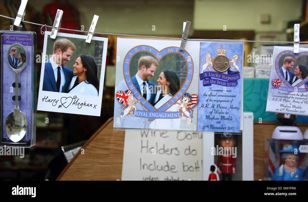 Royal Wedding Preparations in Windsor. Security measures. GVs and Souvenirs on sale in the town. Rough Sleepers  Featuring: Royal Wedding souvenirs Where: London, United Kingdom When: 03 Feb 2018 Credit: WENN.com Stock Photo