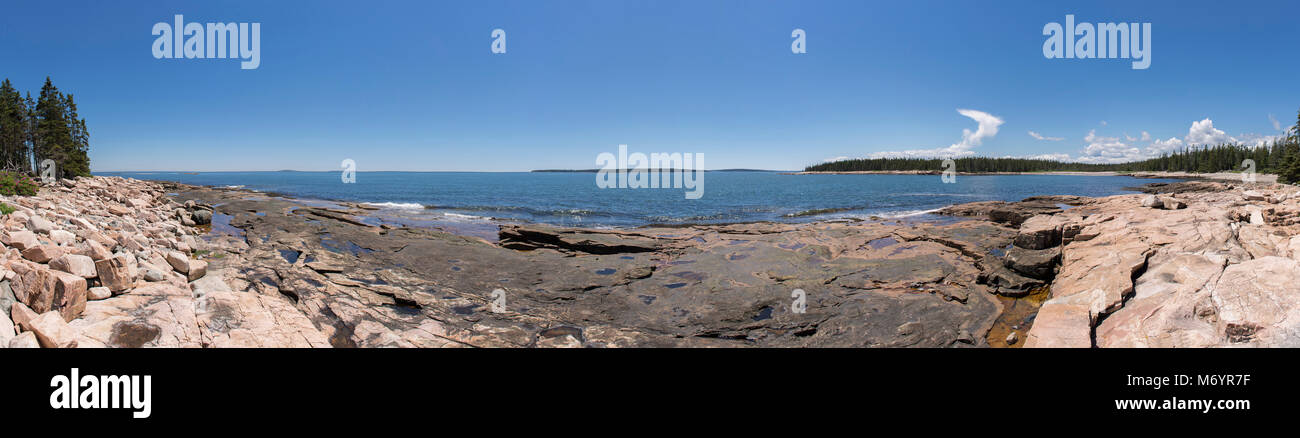 Panoramic of the coastline on the Wonderland Trail in Acadia National Park, Maine, USA Stock Photo