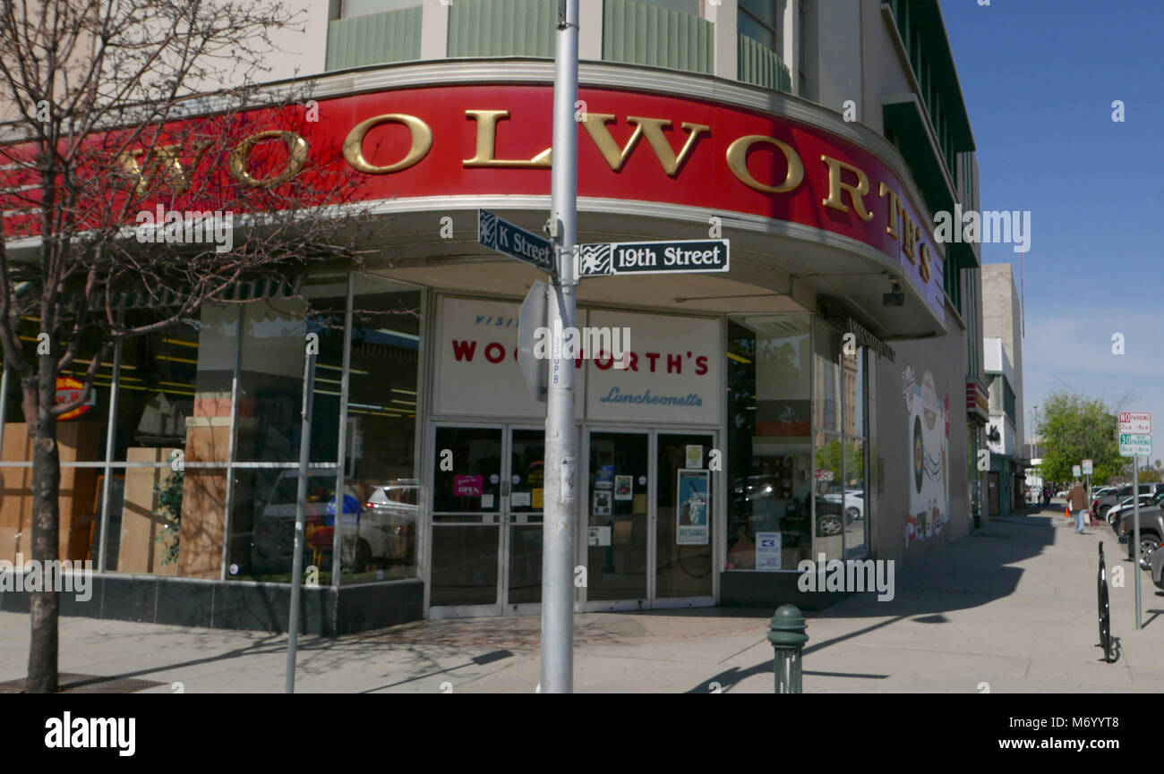 A 74 foot lunch counter at an F W Woolworth opened in 1950.  The store closed in  January 1994.   It reopened as a working lunch counter in December 1 Stock Photo