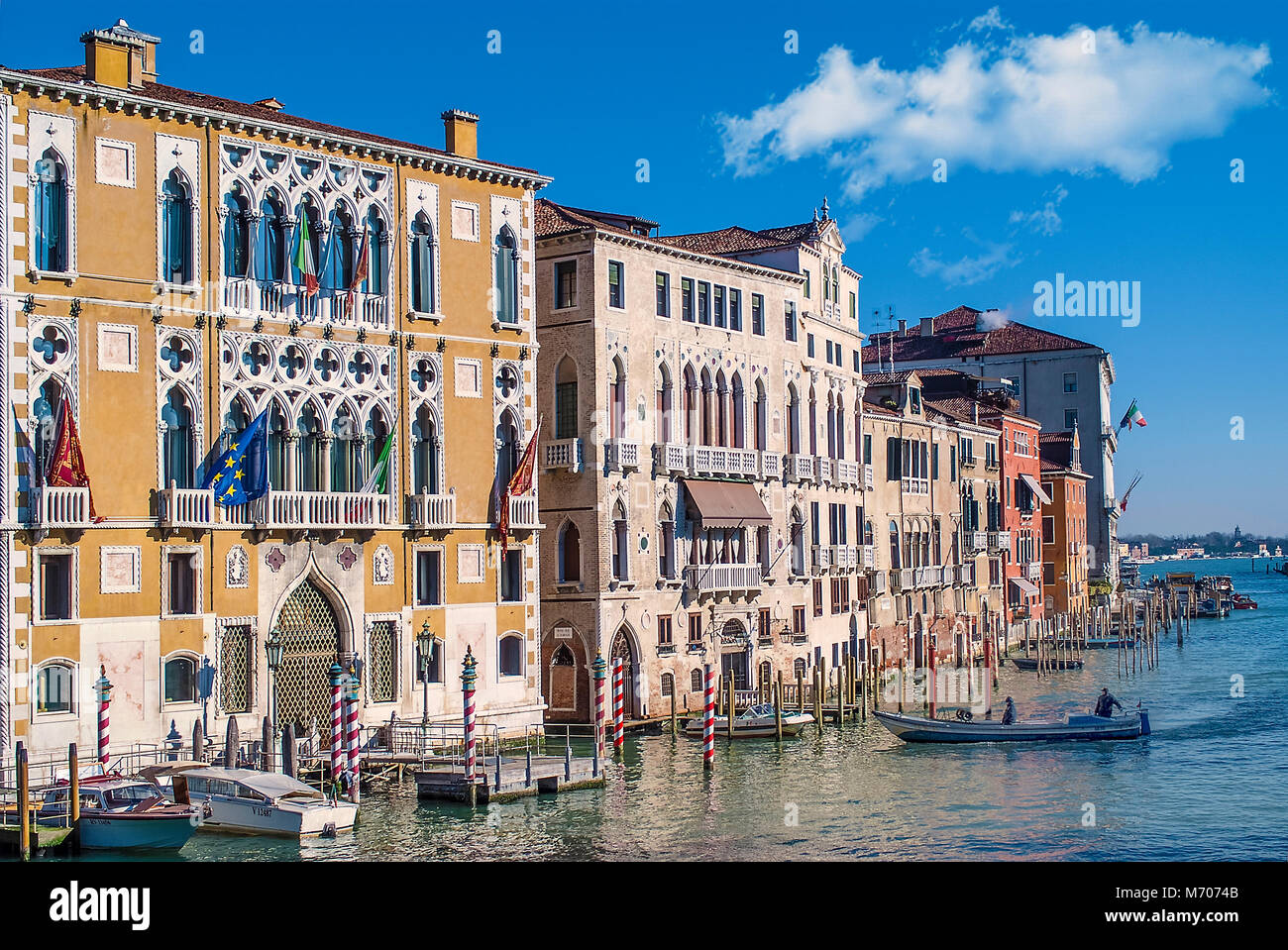 Venice grand canal cityscape hi-res stock photography and images - Alamy