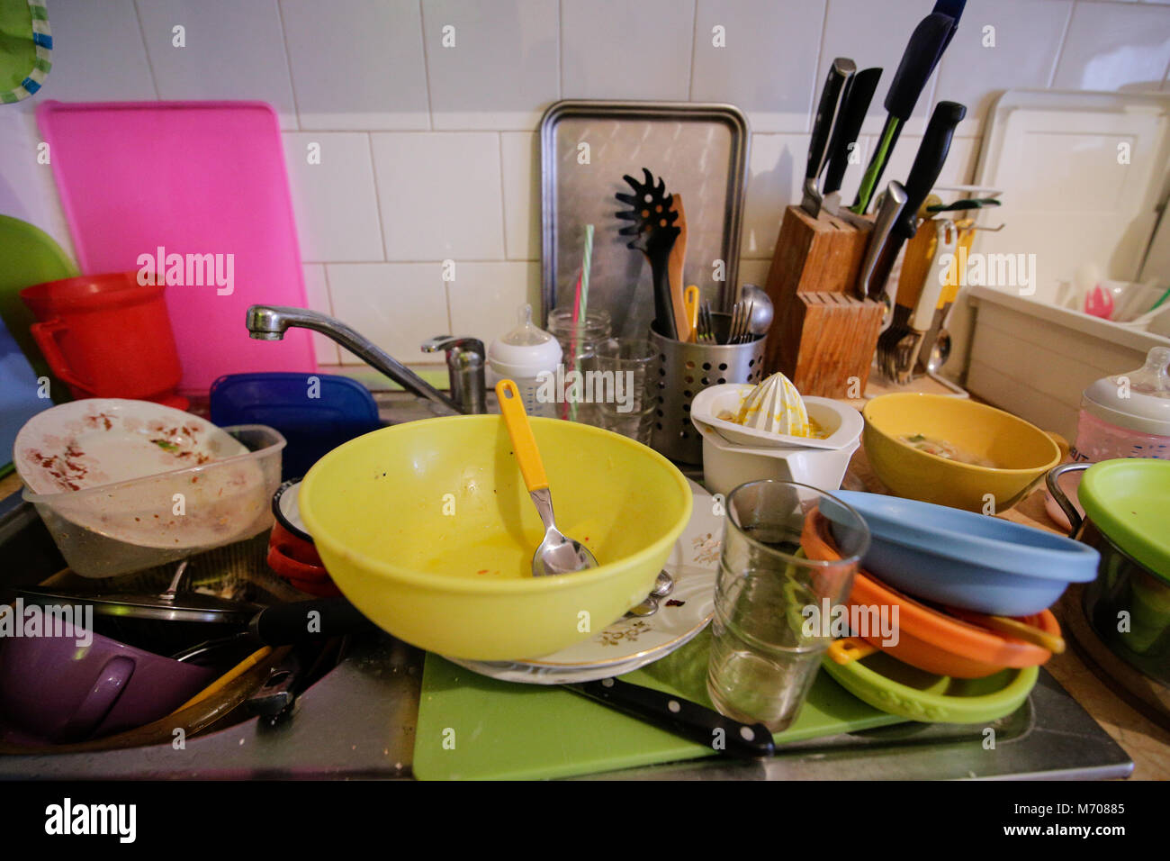 Dirty dishes in a domestic kitchen Stock Photo Alamy