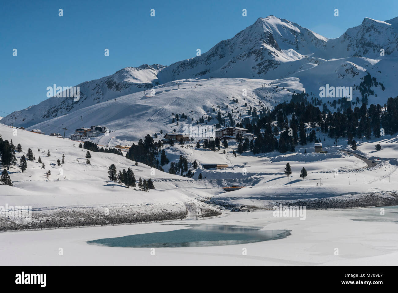 Winter snow scenes in the mountains of the Sellrain Alps in the Austrian Tirol, looking towards the ski-resort area of Kuehtai. Stock Photo