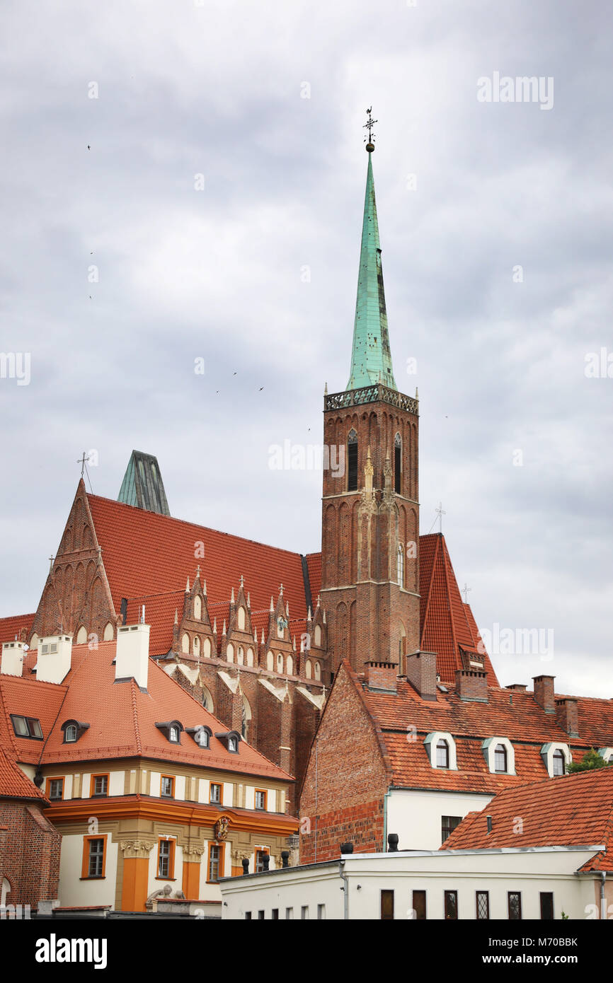 Aerial view of Old Town and Ostrow Tumski with church of the Holy Cross ...