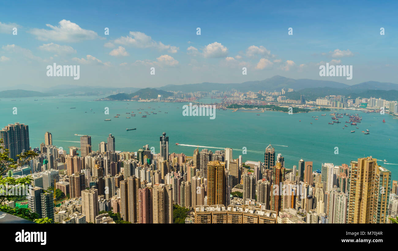 Hong Kong skyline from Victoria Peak looking over Victoria Harbour to ...