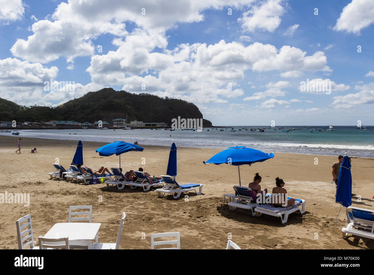Nicaragua Beach Tourists High Resolution Stock Photography And Images Alamy
