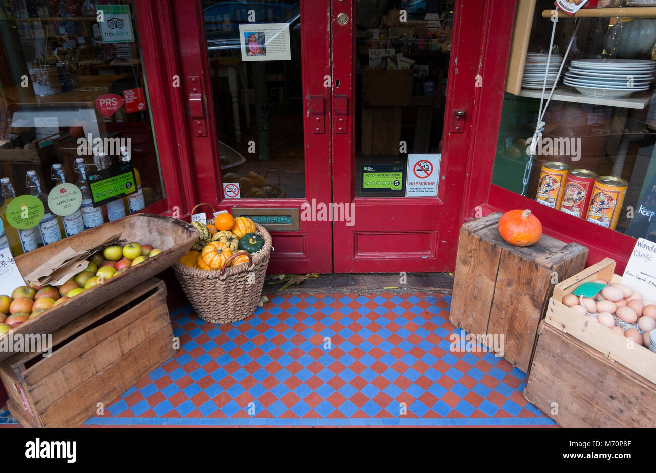 Louis Deli delicatessen selling artisan bread, local cheese and
