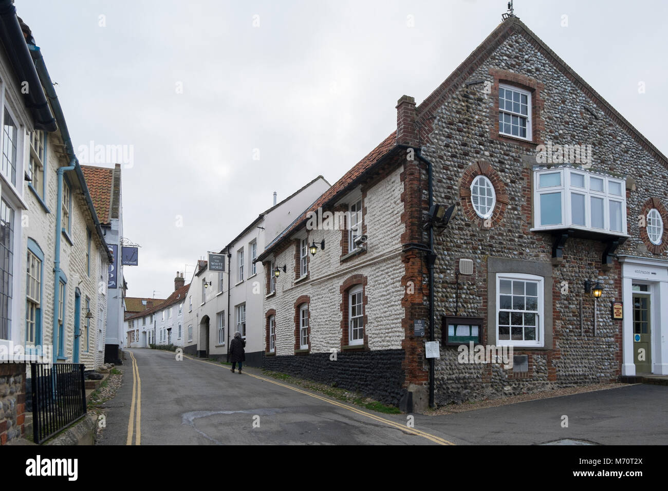 The White Horse pub at Blakeney in North Norfolk, UK Stock Photo Alamy