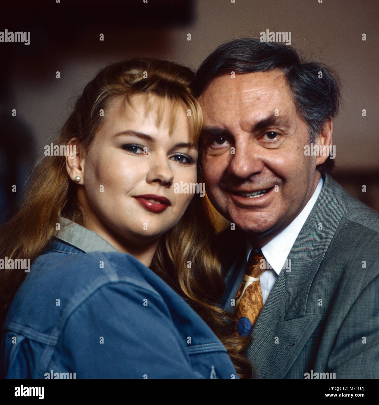 Der Papagei, Fernsehfilm, Deutschland 1992, Regie; Ralf Huettner, Darsteller: Veronica Ferres, Harald Juhnke Stock Photo