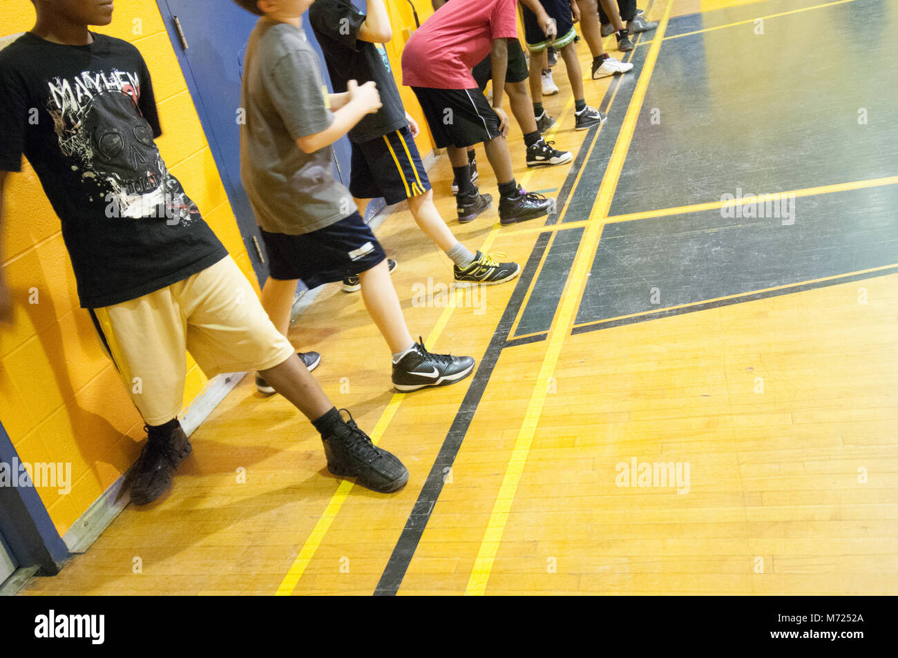 Children at gym Stock Photo - Alamy