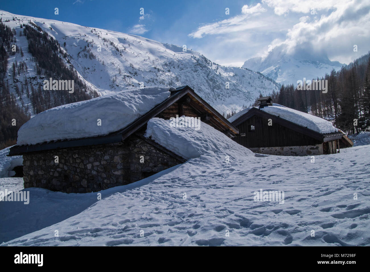 cottage in winter in the french alps Stock Photo - Alamy