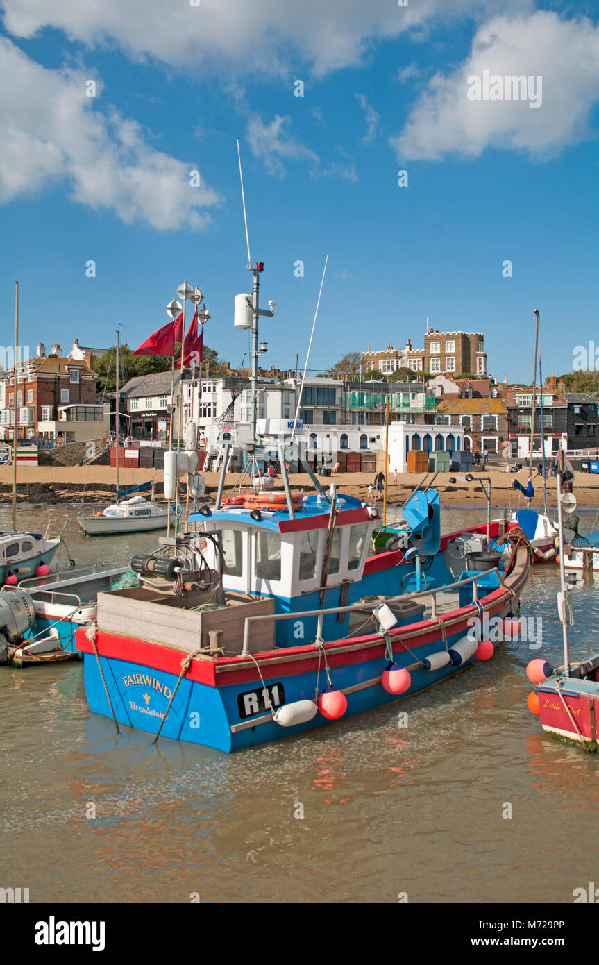 Broadstairs Harbour, Kent, Fishing Boats Beach Stock Photo Alamy