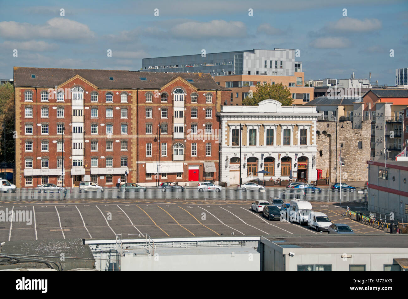 Southampton Dock, Red Funnel Ferry Terminal, Car Park, Hampshire, England Stock Photo Alamy