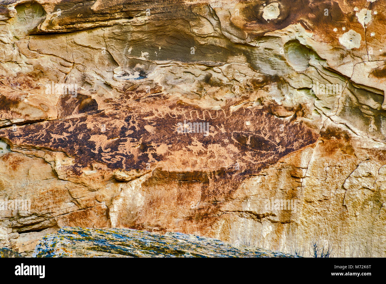East Fourmile Site, Fremont culture petroglyphs art panel, Canyon
