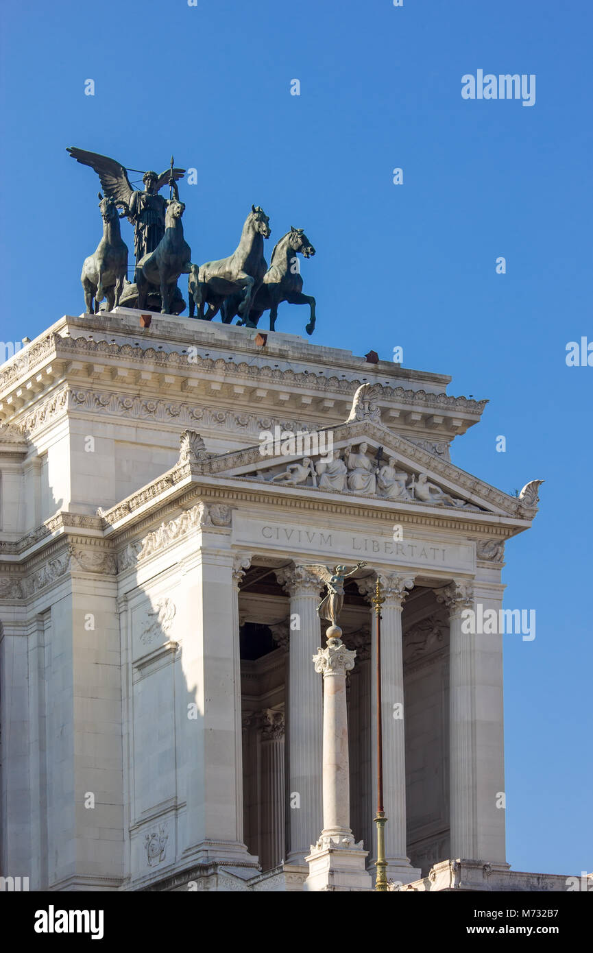 Sculpture of Goddess Victoria riding on quadriga - Il Vittoriano ...