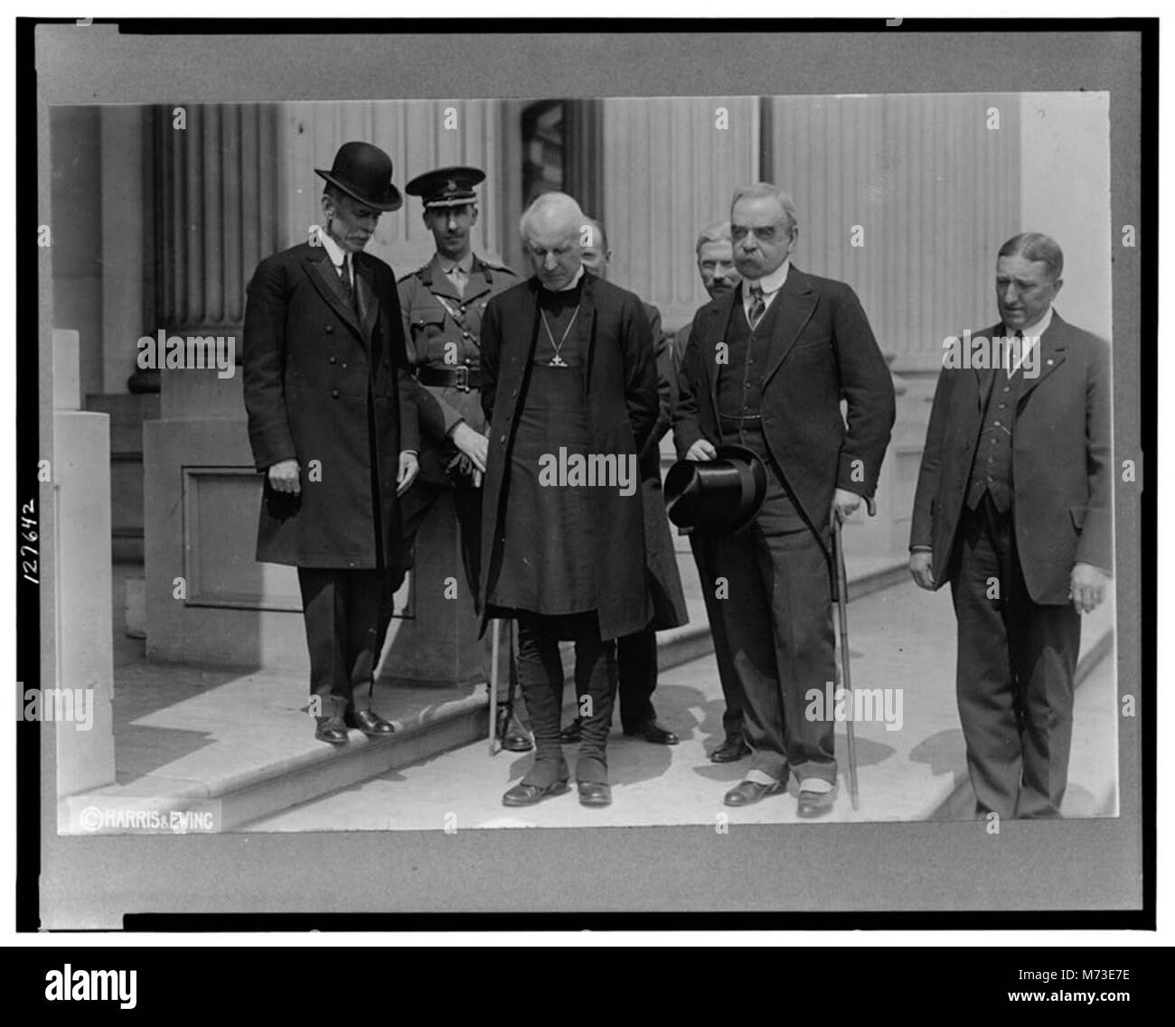 Cosmo Gordon Lang Archbishop Of York Major Crawford Stuart And Five Others Full Length Portrait Standing On Sidewalk Lccn Stock Photo Alamy