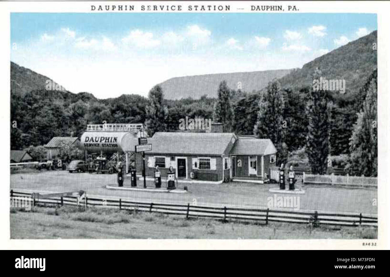 Dauphin Service Station (NBY 5759 Stock Photo Alamy