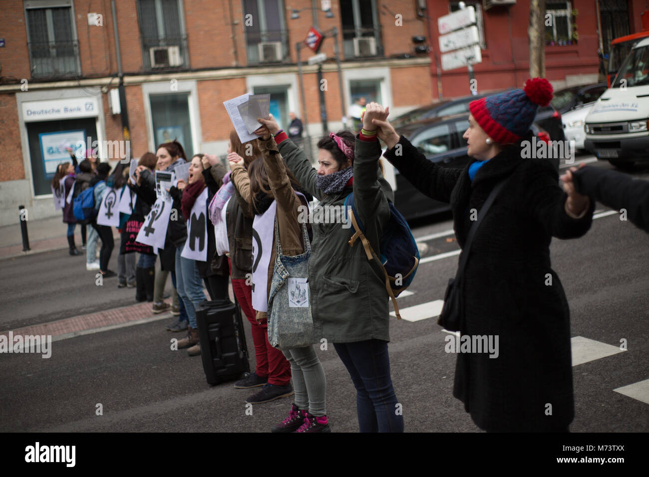 Madrid, Spain. 8th March, 2018. During the morning of March 8 in Madrid,  several information pickets were held at the gates of the markets on the street and in different parts of the city on the occasion of the feminist strike, there have also been made traffic cuts to make visible the strike Credit: Fernando Capdepón Arroyo/Alamy Live News Stock Photo