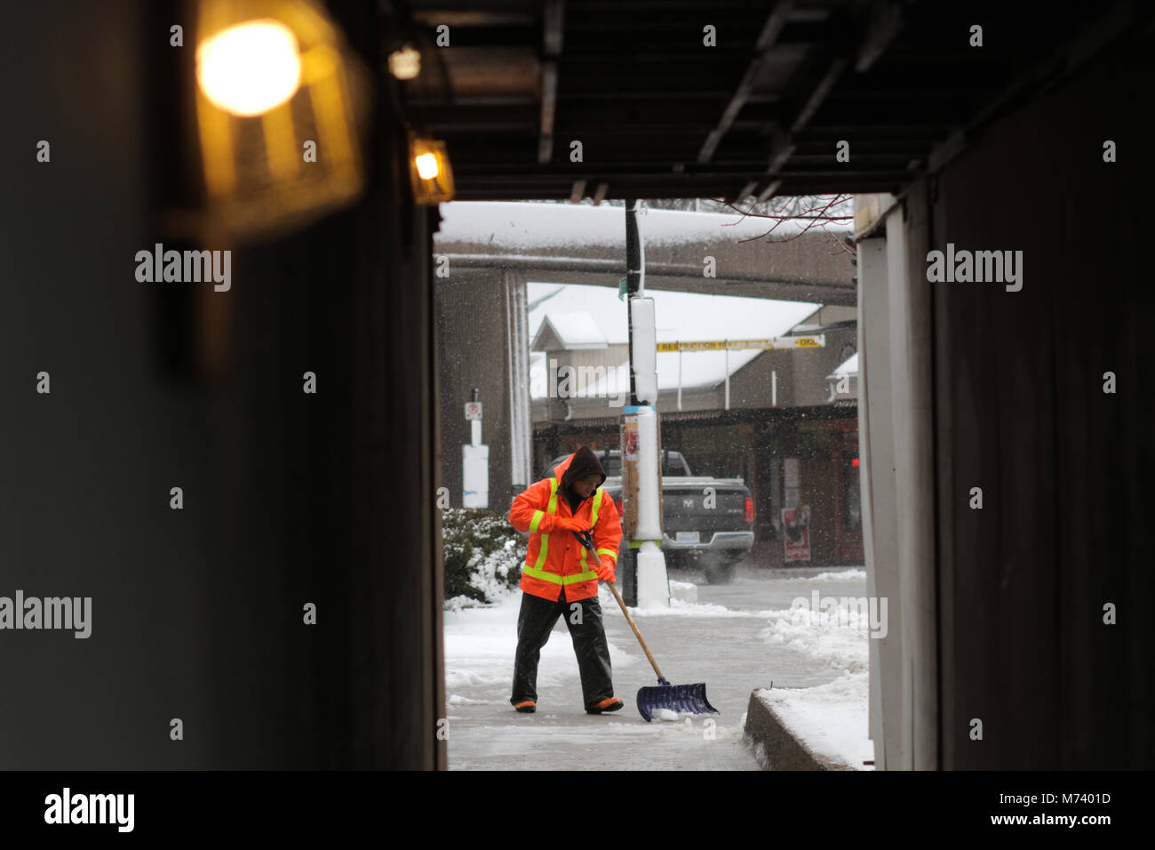 Halifax, Canada. 8th Mar, 2018. A late winter storm brings messy weather to  Halifax, N.S., Mar. 08, 2018. Credit: Lee Brown/Alamy Live News Stock Photo  - Alamy