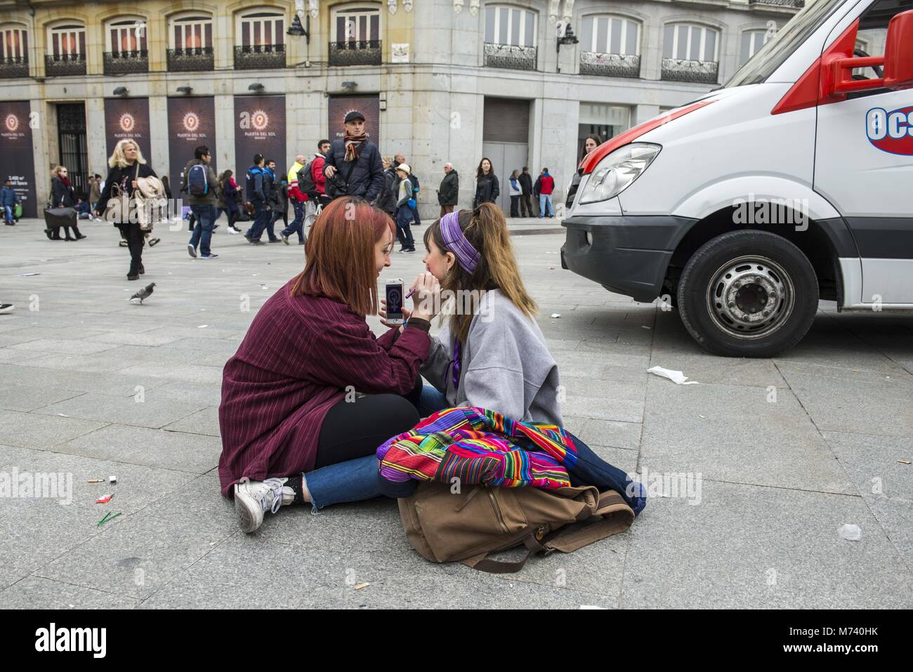 Madrid, Madrid, Spain. 8th Mar, 2018. On March 8, the International Women's Day is celebrated. A feminist strike will be held. There has been a festive and vindictive atmosphere during the day. Credit: Nacho Guadano/ZUMA Wire/Alamy Live News Stock Photo