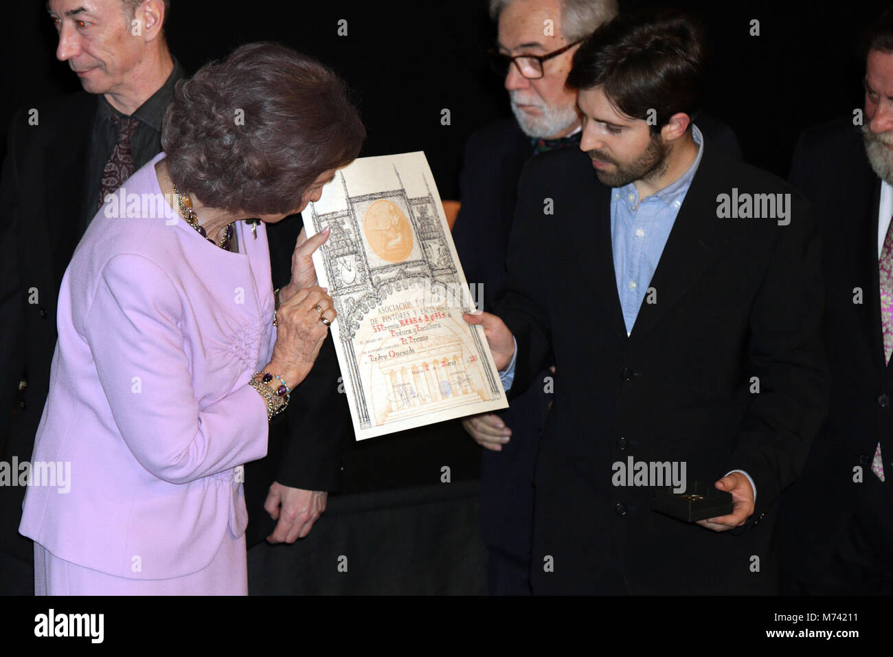 Emeritus Queen Spain, Sofia of Greece, and Pedro Quesada during the 53rd edition of the Painting and Sculpture Prize in Madrid on Thursday 08 March 2018. Credit: Gtres Información más Comuniación on line, S.L./Alamy Live News Stock Photo