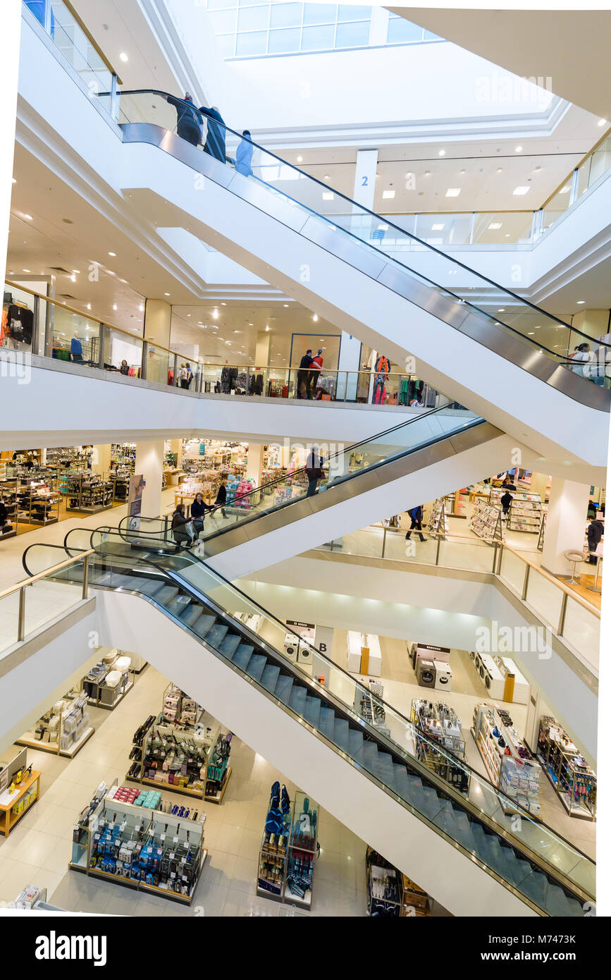 Bluewater Shopping Centre Kent Stock Photo Alamy