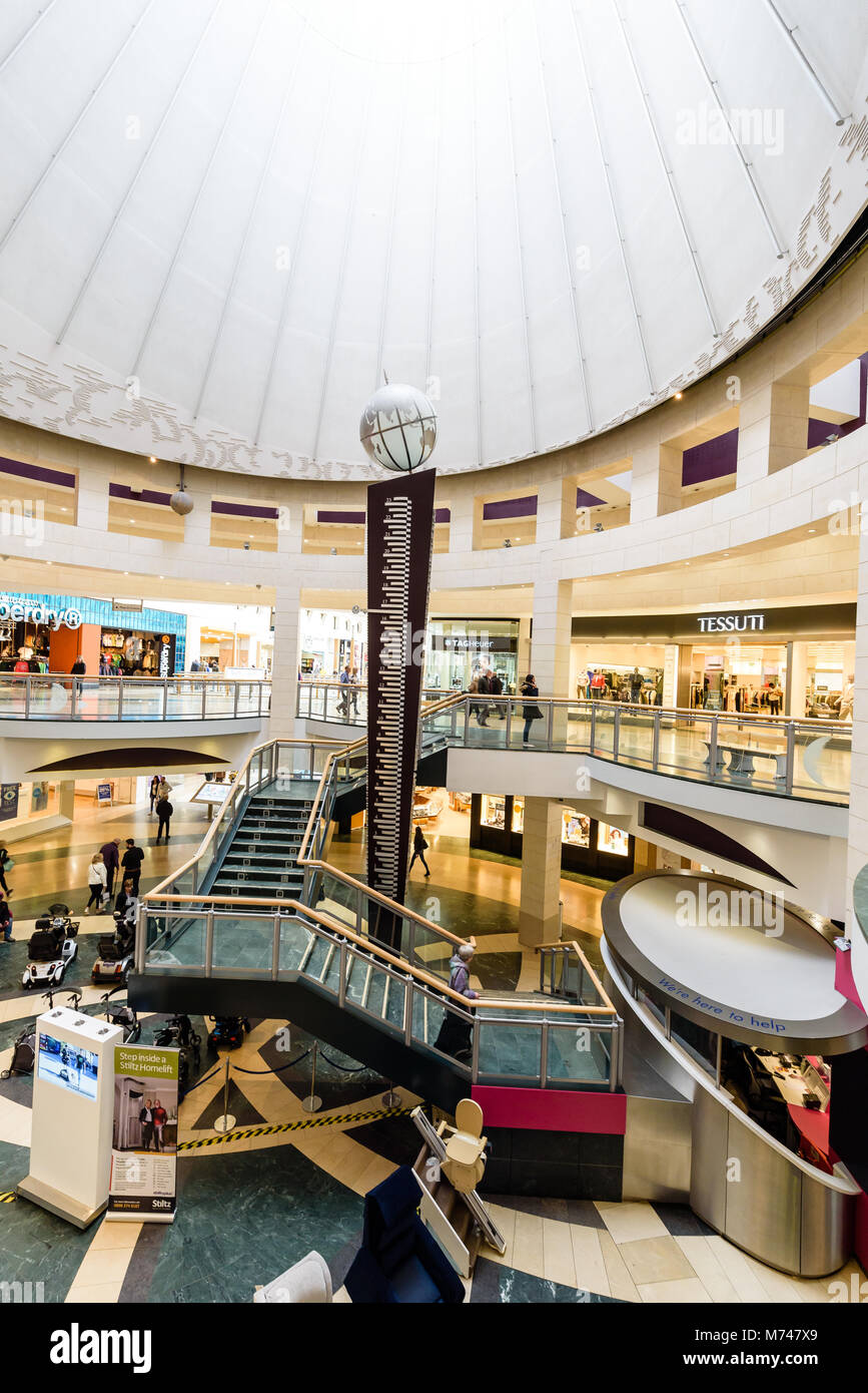 Parking Area Bluewater Shopping Centre Stock Photo Alamy