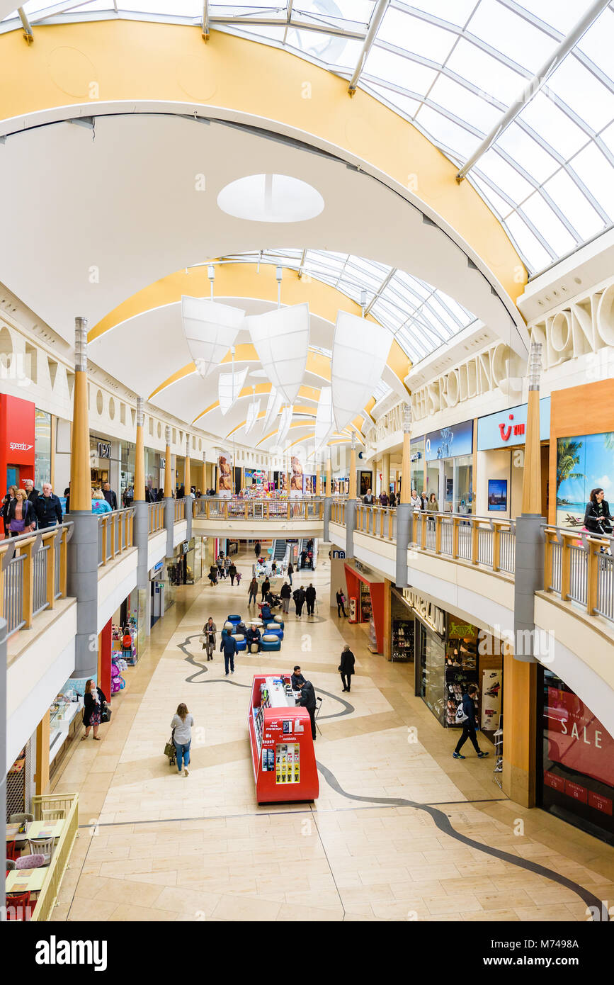 Interior of bluewater shopping mall hires stock photography and images
