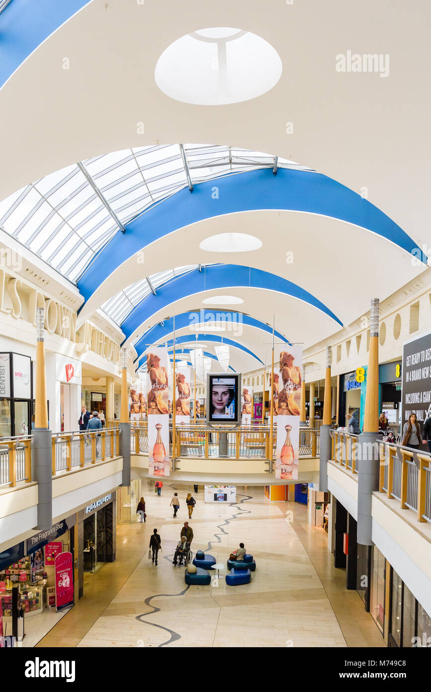 Bluewater Shopping Centre Kent Stock Photo Alamy