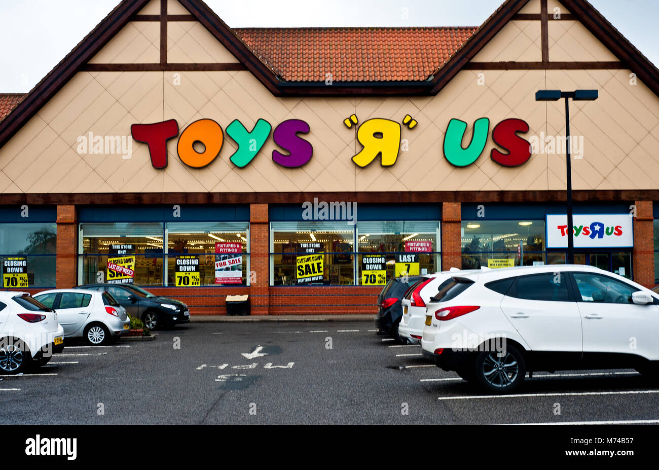Toys r us High Resolution Stock Photography and Images Alamy